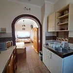 Apartament Tuenderfatyol Apartmanhaz *
