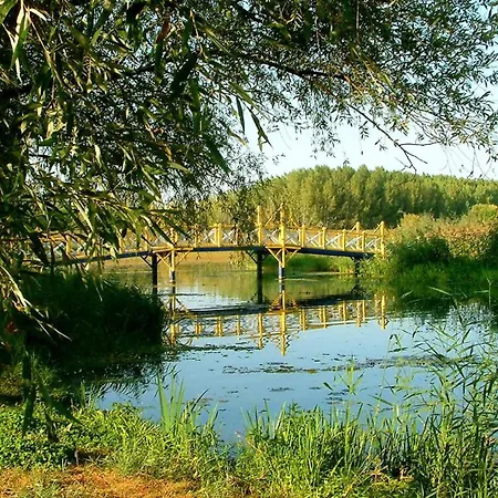 Tuenderfatyol Apartmanhaz