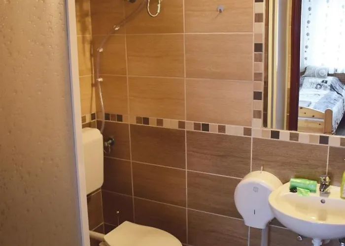 דירה Tuenderfatyol Apartmanhaz Poroszló